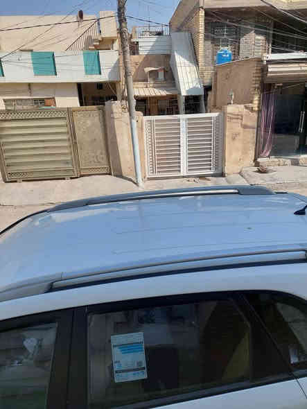 بسم الله الرحمن الرحيم 
سورنتو خليجي ١٣ محرك ٢٤٠٠ دوش اربعة سلندر كير ست نمر تبريد قطعتين ثلج سبعة  راكب ..السيارة مكفولة من الصبغ والتبديل .
ملاحظة المكينة مفتوحة بدلت كازكيت شغل درجة اولى ..اعتذر عن ذكر السعر بسبب بعض اصحاب النفوس الضعيفة اتصل وتشلع عيوني ***********
موجود وات ساب
