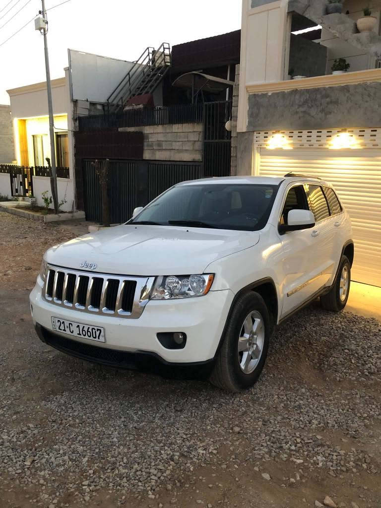 جێب لاریدۆ2011..4×4🔹🔸

بۆفرۆشتنوو گۆڕینەوە 📢💥

جێب لاریدۆ فول فول مواسەفاتە بەس سڵایت نییە ...[شاشە گەورەـ کامێرا ـ حاسەـ ڕادار تەحەکوماتی سەر سووکان ـ سووکان ڤۆلیۆمەـ کوشن جلدەـ  تەبریدمەرکەزییەـ جام کارەباـ ئێوێنەکارەبا ـ دزە خریسکە ـ دەبڵ ئەکسلە ــ مۆدی لێخوڕین ـ تەعدیل سورعەیەــV6ــ زۆرمواسەفاتیتر....]⚡🏷

یەک پارچەونیوی بۆیاغە بێناوگرن بێ ماعجون مەکینەی نەکراوەتەوە بەشەرت185.k.mڕۆشتوە⌛🪶

ڕەقەمووسەنوی تازەیە تا2029تاحویلووعەرامات بەشەرتە بۆزانیاری زیاتر پەیوەندیکەم بەم ژمارەوە:***********📠📥واتساپ ڤایبەریشی لەسەرە..🤍🤍......  

لبيع أو المراوضة 🔸🔹

(جيب لوريدو 2011 - 4×4)
​السيارة نظيفة جداً وبحالة ممتازة، فول مواصفات (بدون فتحة سقف / سلايت):
​المحرك: V6 (6 سلندر)، المحرك بشرط الفحص (غير مفتوح).
​نظام الدفع: 4×4 (دبل إكسل) + وضعيات قيادة متعددة.🏷💯

​المسافة المقطوعة: 185,000 كم.
​المواصفات:
​شاشة كبيرة، كاميرا خلفية، وحساسات.
​رادار ونظام مانع الانزلاق.
​تحكم ستيرن كامل (أزرار تحكم في عجلة القيادة).
​كراسي جلد + تبريد مركزي.
​جام (نوافذ) ومرايا كهربائية.
​مثبت سرعة (تعديل سرعة).
​ومواصفات أخرى عديدة...
​🛠 حالة البودي والأوراق القانونية:
​الصبغ: قطعة ونصف صبغ فقط (بدون دواخل، بدون معجون).
​السنوية والطلب: الرقم والسنوية جديدة ومجددة حتى سنة 2029.
​الضمان: التحويل والغرامات كلها بشرط الفحص والضمان.
​📞 للاستفسار والتواصل:
​رقم الهاتف: *********** (الرقم متوفر عليه واتساب وفايبر) حلبجة, السليمانية
