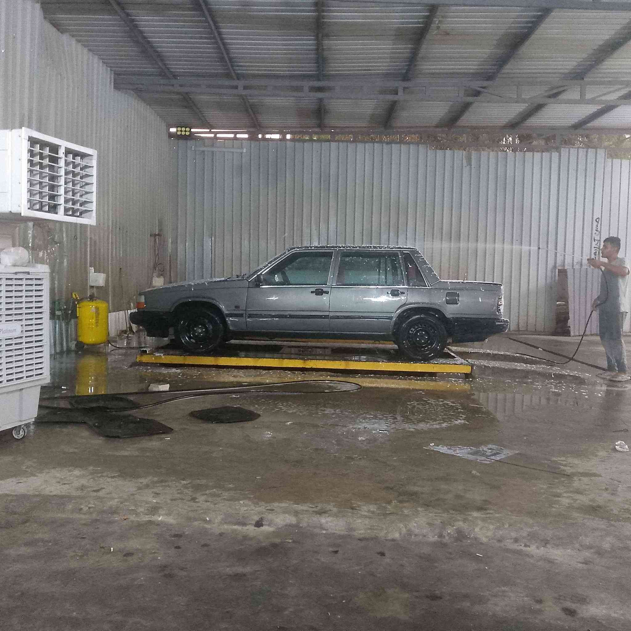 السلام عليكم فافلو للبيع رقم نجف سنويه لل27 السياره جاهزه. عوزه. بس ترتيبات. للغرفه واليدات. مداور بأي وقت تريد السعر 26وبيه مجال مكان نجف ***********
