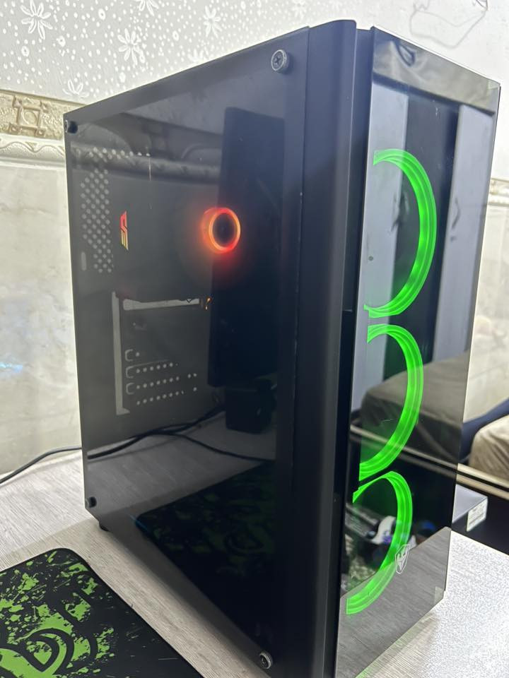 GPU: RTX 4060ti 2fan 8GB

CPU: RYZEN 5 5600g

MB:B450M DS3H GIGABYTE

RAM: 16GB (2×8) CORSAIR 3200Mhz

STORAGE: 512GB SSD

PowerSupply: 650WATTS+80 ROCKET

سعر: ملیون و ١٥٠ الف قفل


**إذا كنت صاحب هذا الإعلان وتريد حذفه لأي سبب، رجاءا أرسل رسالة إلى الدعم الفني**