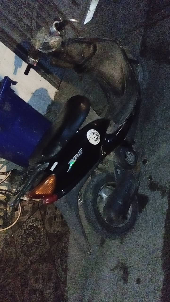 سلام عليكم للبيع عصفوريه 60 نكره هندر بيه نقوصات بسيطه ستان وباتري العسر 275 وبيه مجال بسيط العنوان الطوبجي رقمي *********** غير متواجد على الخاص
