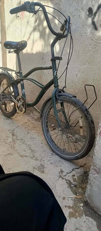 دراجة • للبيع • تفاصيل ناقصة