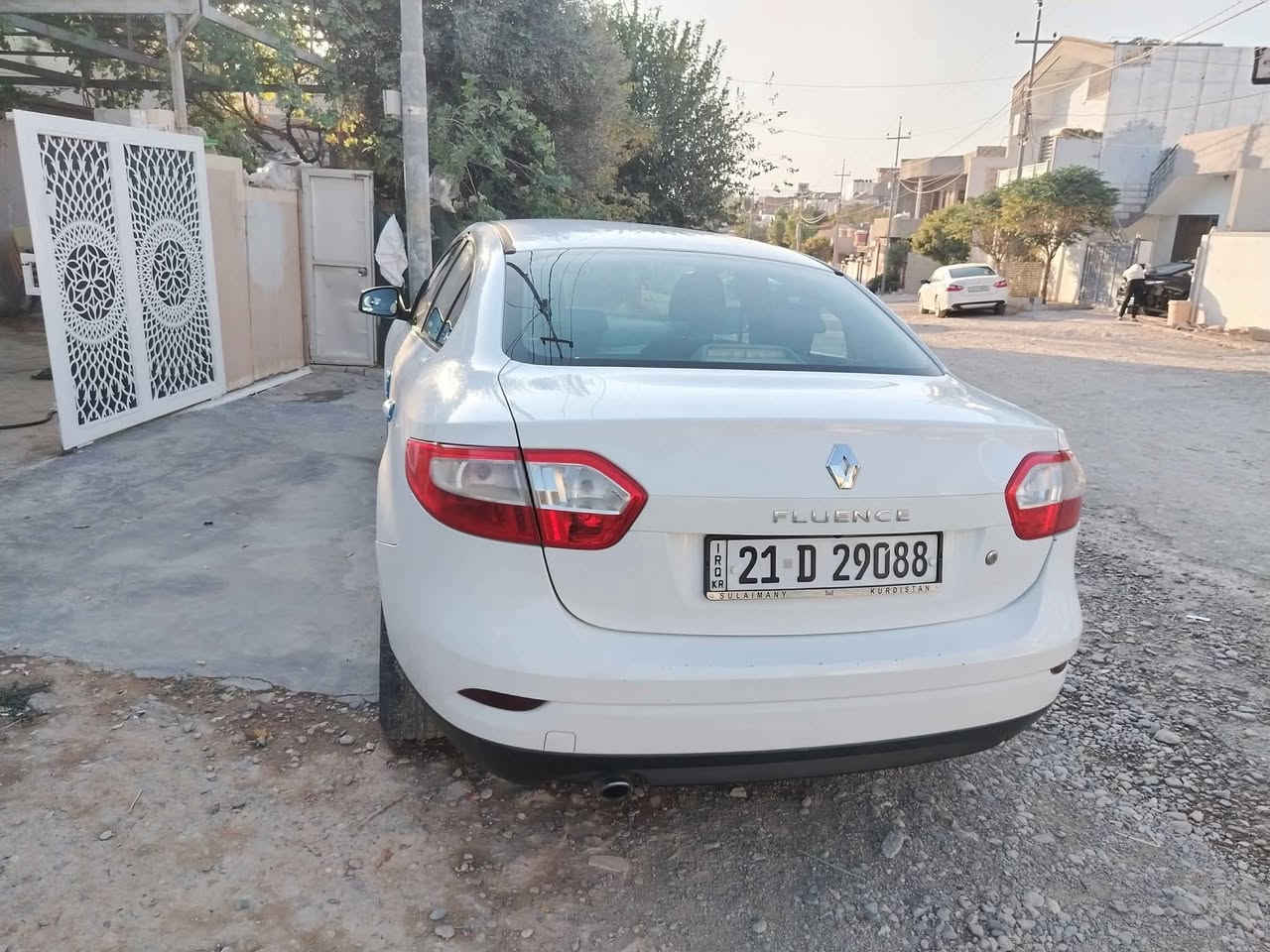 رينو انفلونس موديل ٢٠١٥ بى بوياغ رقم سنوي تازةية تا ٢٠٢٩ بةناو خومةوية مكينة وگير بةشةرت ١٧٧٠٠٠ هةزار روشتوه بي عيبه زماره موبايل ***********
*********** السليمانية, العراق
