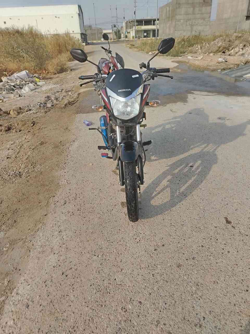 موطور هونده للبيع موديل 2019مسجل سنويه ورقم محرك 125السعر 14 ورقة الاستفسار الاتصال على الرقم *********** او راسلني خاص
