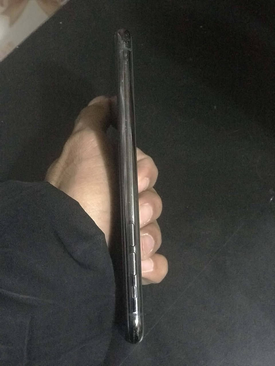 11 برو ماكس قافل ايكلود
بطاريه 79 بلاديه  ذاكره 256 
فيس ايدي شغال شاشه اصليه 3 خيارات 
مراوس ب 8 بلاص او اكس عادي 
كارتونته موجوده 
سعره 120 وبي مجال


**إذا كنت صاحب هذا الإعلان وتريد حذفه لأي سبب، رجاءا أرسل رسالة إلى الدعم الفني**