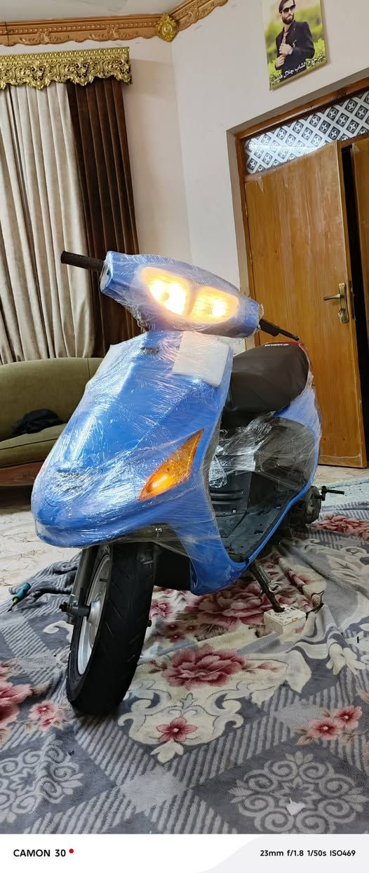 اعادة نشر بسبب الوعود الكاذبه 
فراشه نثيه للبيع مبدل بيها فقط بوشه وبستم ولفات 
مكينه ناعمه 
نكره سلف وهندر 
450وبيها مجال حك جيه فقط 
شراي  رمش واني خابرك عندي سيح
***********
