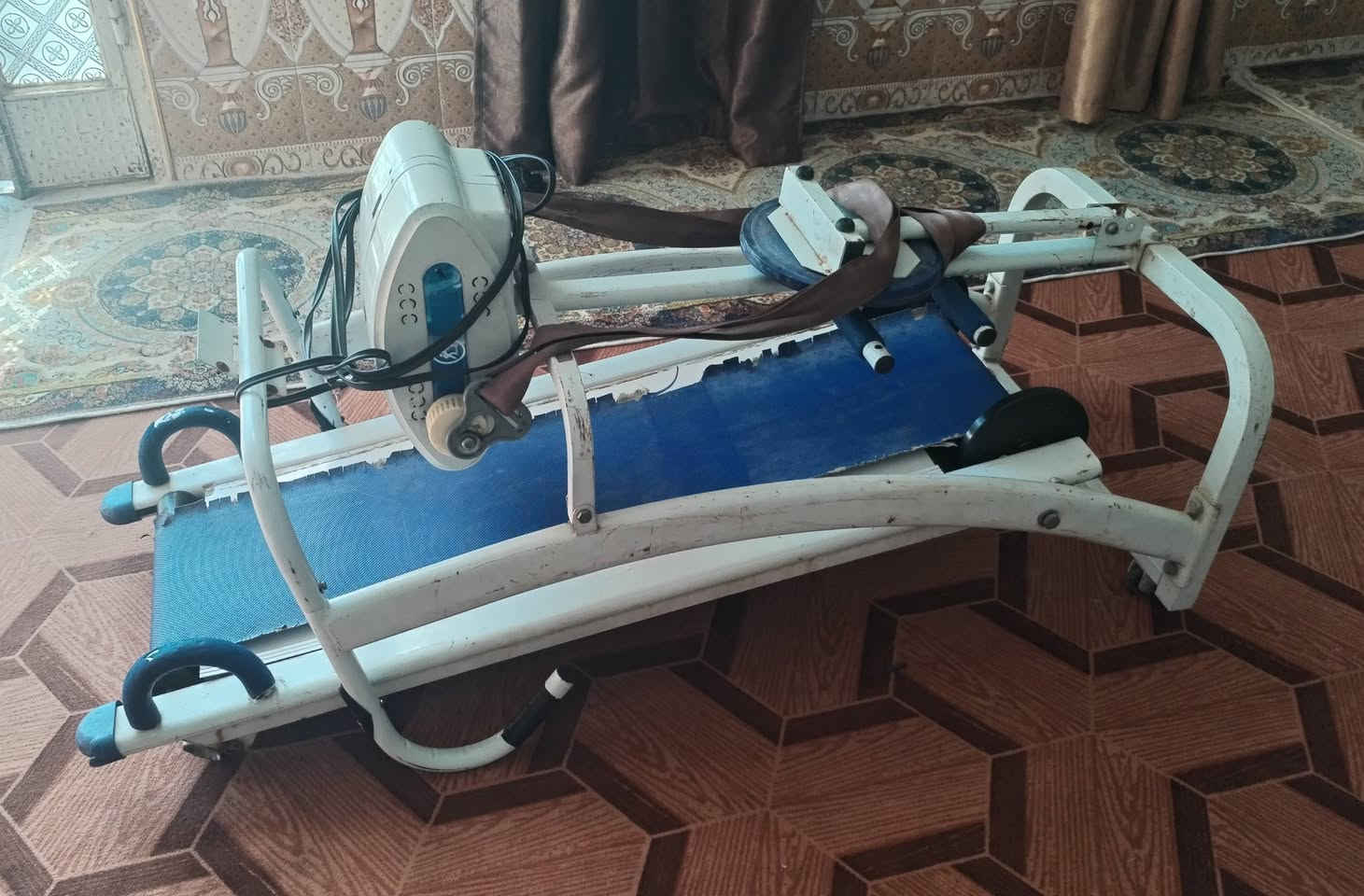 للبيع جهاز جري عدد2
ديالى شهربان
***********
