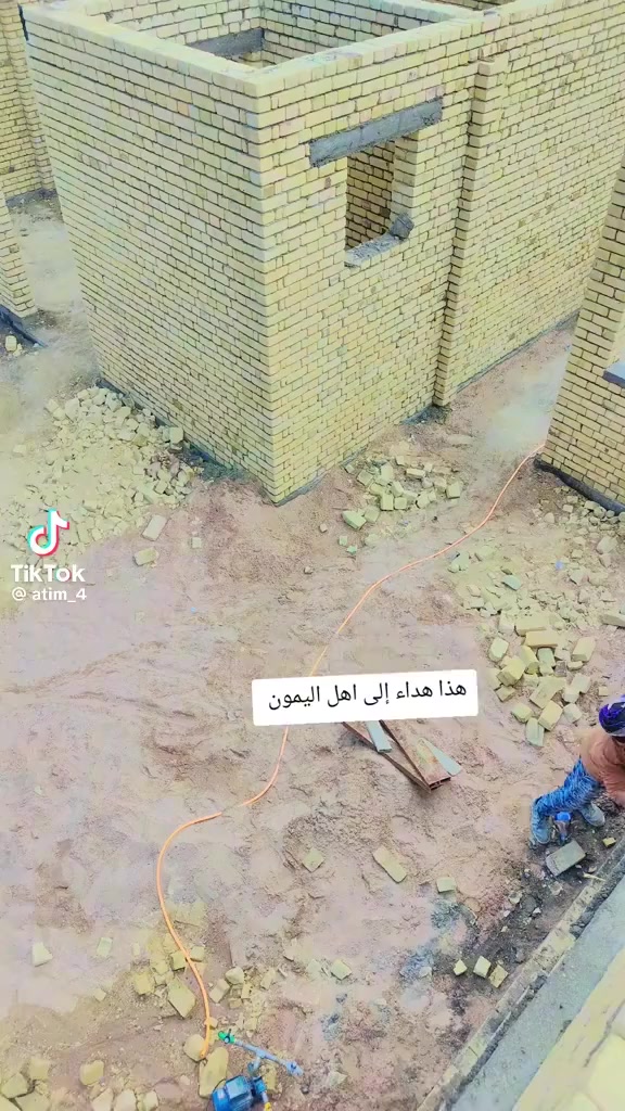 متوفر حاليا متفرغ قالب وخلفه بناء كله درجه  اولى شرط مايستلم فلس اذا ماعجبك الشغل ***********
