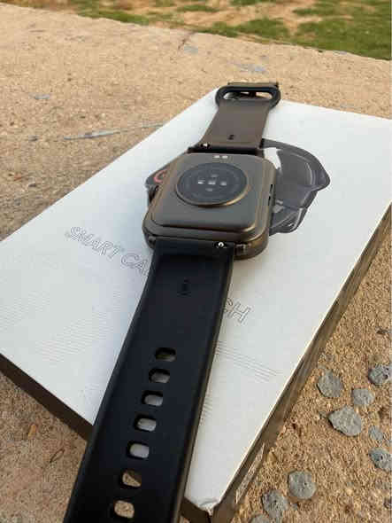 ساعة ماركة /  QCY GTS

ماركة راقية والكولاتي جداً عالي 

الاتصال: تدعم الساعة تقنية البلوتوث وتتيح إجراء واستقبال المكالمات مباشرة من المعصم

عمر البطارية: تصل سعة البطارية إلى 280 مللي أمبير في الساعة، وتوفر حوالي 6 أيام من الاستخدام

مراقبة مستمرة لمعدل ضربات القلب

قياس مستوى الأكسجين في الدم (SpO2)

تتبع أنماط النوم

دعم أكثر من 100 وضع رياضي لتتبع التمارين المختلفة

مقاومة للماء بتصنيف IPX8

إشعارات الرسائل والتذكيرات بالاتصال

تخصيص واجهات الساعة

السعر 25 ألف والتوصيل مجاني كل العراق 🚚

للحجز والاستفسار مراسلة الصفحة 

مراسلة او اتصال واتساب فقط *********** 📞 بغداد
