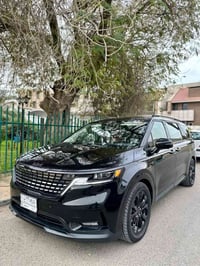 كيا كــرنفال  بـــرستيج VIP   الموديل 2022  المواصفات فول 1/1  اللون ا...