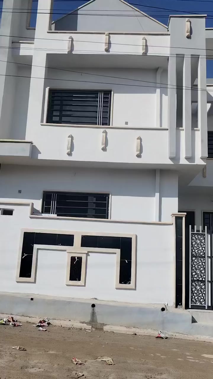 بيت للبيع مساحه 110 متر مربع كامل خدمات ماء كهرباء تبليط جمعيه الزراعه خلف معمل غاز التوفيق شغل فول سعر 75 وبي مجال للاستفسار اتصال على الهاتف *********** او واتساب
