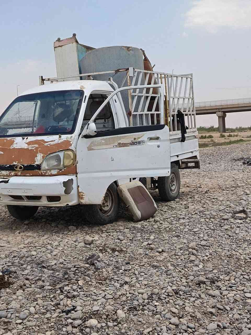 لبيع فاو صدر كهربائيّ كير محرك بيه بدايه تبخير شاصي بلادي سعر ١٠مال شغل مروس هيف جبيره


**إذا كنت صاحب هذا الإعلان وتريد حذفه لأي سبب، رجاءا أرسل رسالة إلى الدعم الفني**