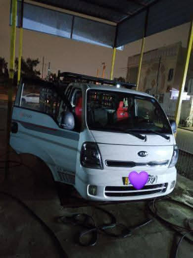 سلام عليكم كيه عموشه موديل 21 حيل نضيفه المحرك كير اكسل شاصي مكفوله الرقم بغداد انكليزي وسياره بسمي وسنويه صاقطه وسونار مالتهه موجود بس مكان لزكات من بدلتهن نشلع صبغ ورجعت كحلتهن السعر 140وبيهه مجال قليل مكاني بغداد حي جهاد وهاذ الرقم ***********
