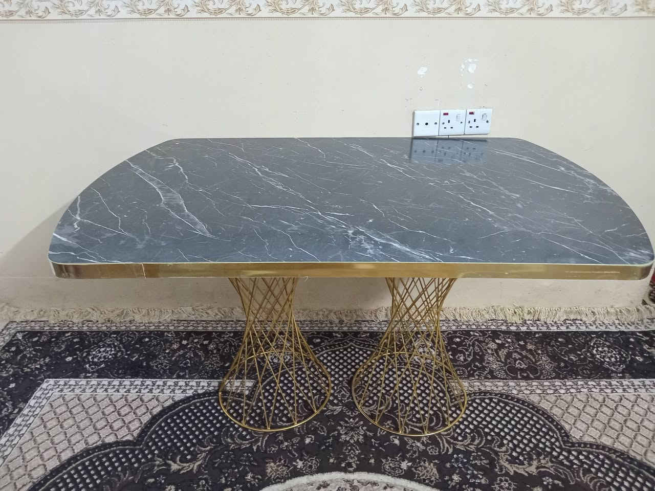 أغراض نظيفة للبيع


**إذا كنت صاحب هذا الإعلان وتريد حذفه لأي سبب، رجاءا أرسل رسالة إلى الدعم الفني**