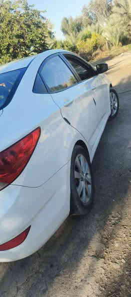 السلام عليكم😎
اكسنت خليجي🚗📍
 ٢٠١٣ بللو 🖇
مكينه ١٦٠٠ المرغوب ولأقتصادي 🥇⛽
ماشيه ١٨٥ حقيقي 🚘
مكفوله كفاله عامه❣️💯
ملاحظات كدام العين بيها بارد ❕〽️
السعر ١١٥ وبيها مجال للشراي ولجناي 💯
للأستفسار : *********** 📞📳
