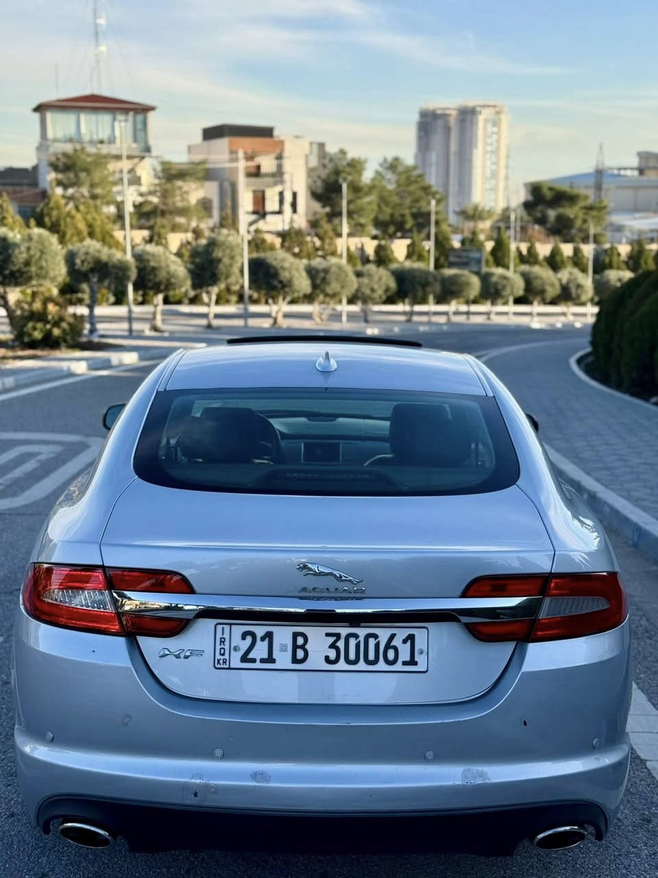 ‏Jaguar xf  2015  ٤ سلندر اقتصادي 

سعر مناسب حيل مناسب١١٣ مجال

فول فول موصفات 
سلايد
مرايه رادار
امامي خلفي حاسه
شاشه كاميرا
تبريد مركزي
كشن جلد 
كشن هيتر
كشن كاربا
كشن خزن
بريك بصمه
٤ ابواب بصمه
گير ماوس
لايتات عدصه زينون بيلادي

گير محرك بشرت ١٠٠/١٠٠
تبريد تاقم صدر بشرت ١٠٠/١٠٠
صبغ قطعتين صبغ بدون دواغل بدون ارباك بشرت فحص
سنوي رقم جديد حتي ٢٠٢٨ بي اسمي تحويل بشرت

سعر ١١٣ ورقه مجال 

***********
***********

*******************************************
‏Jaguar xf  2015 

فول فول مواسفات
٤ بستون مرغوب
سلايد
رادارى ئاوينە
بيش و دوا حاسه
شاشه و كاميرا
ته بريدى مه ركه زى
كوشن جلدو هيتر
كوشن خزن و كاره با
بريك به صمه
به صمه ى ده ركا
گير ماوس
لايت ليدو زينون بيلادى
گيرو مه كينه و ته بريد تاقم بيشى به شه رت بى نوقسانيه به شه رتى فه حص
دوو بارجه ى بو ياغه بى ناوكرتن بى ارباك به شه رتى سونه ر 
سه نه وى ره قه مى تازه يه تا ٢٠٢٨ به ناو خومه وه يه ته حويل به شه رت 

سعرى ١١٣ معامه له

***********
***********
