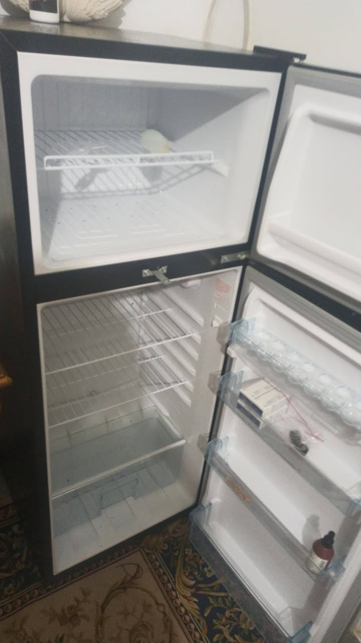 ثلاجه ومجمده الشراي يتصل رايدهن 450 ***********
