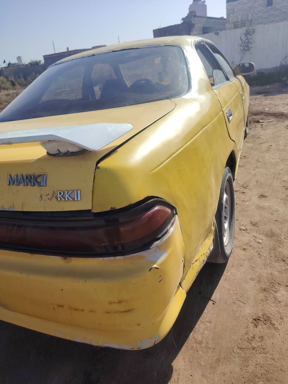 سياره مارك مكفله كصه ونقل السياره متجايه علا صفح جيهت اليمنه من يم السدر كير ومكينه ونجي  راعيهه بل بصره عندي رقم تليفونه يريد تحويل السنويه منتهيه بل 22 قرامات مصفره بس الهيئه ما داكهه ماعرف بيهه شكد علا اليشتريهه انطيك بيهه تراي وين ما تريد السياره كوم حديد 17 وبيهه مجال حك الجيه بصيط لا تجي وتكلي شبيهه ما بيهه المو شراي لا ينطي. من يمه سعر  ولا ينتصل عليه والشراي بي خير ويدلل ينتصل علا  هاذه الرقم ناصريه قضاء الشطره ***********
