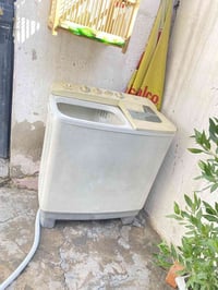 غسالة مستخدمة • باب ناقص • الشرطة الرابعة