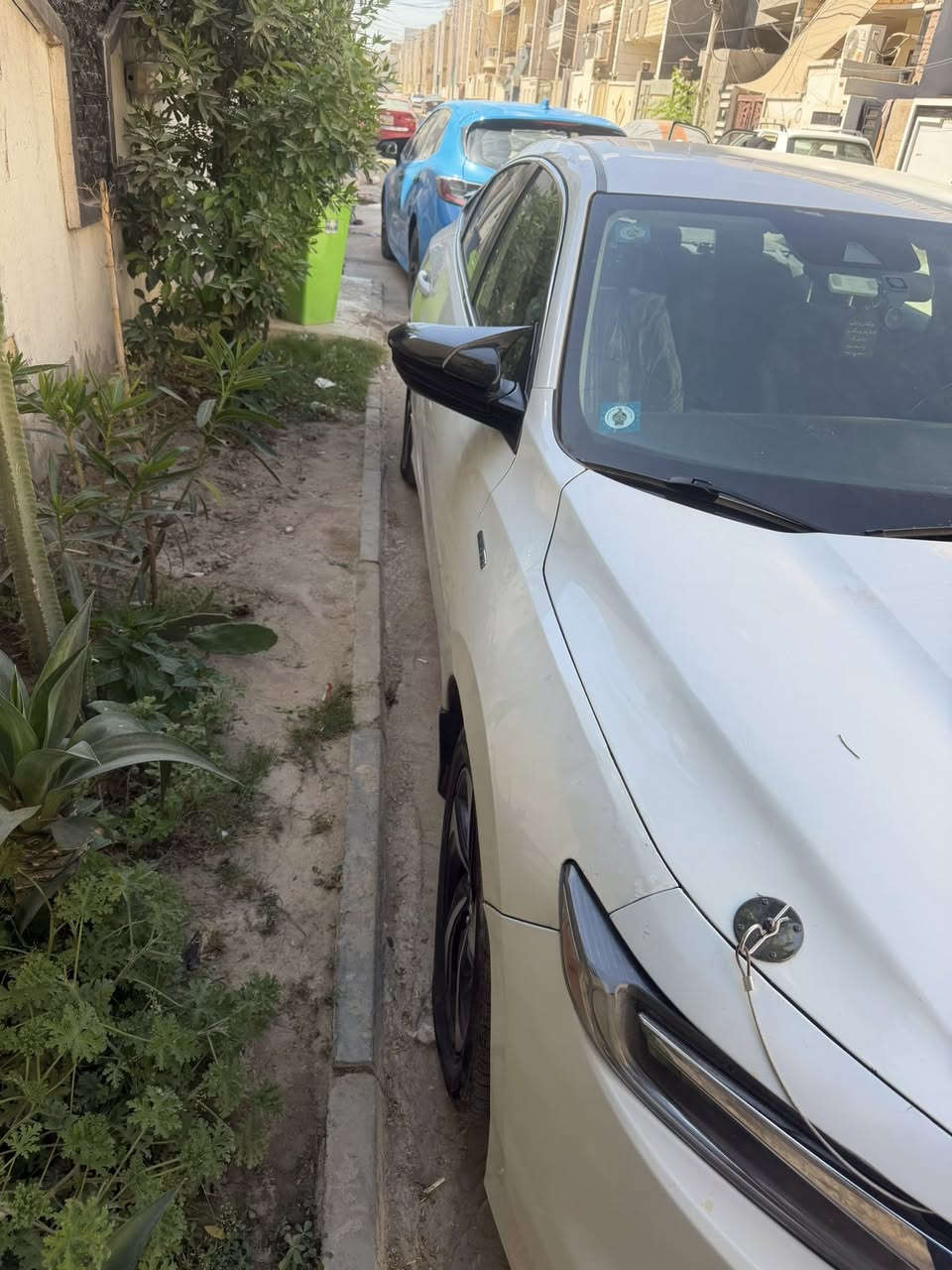 السلام عليكم ورحمه الله
هوندا انسايت 2022 هايبرد

فئه EX

محرك 1500 هايبرد اقتصادي

151 hp

تفويله تمشيك فوك 850 كيلو حسب دوستك

كير دكم

كير Electric cvt

كاميرا خلفيه

٣ وضعيات للكامره الخلفية

كاميرا جانبيه

رادار امامي

مثبت سرعه

شاشه جبيره

تدعم ابل كار بلاي اندرويد اوتو

اتجاهات ع عداد تطلع

تحكم ستيرن جهتين

[]

السياره ماشيه 105k
اقتصاديه وحلوه معروفه شنو الانسايت حادث السياره لا ماثر  مثل ما موضح بل صوره ع بطاريات لا عله منضومه الهايبرد  السياره   دعاميه 
وصار بيها حادث جوه قبق البانزين هنا بل عراق  
السعر 130
للبيع او مروس حسب القناعه 

مكاني بغداد 
***********
