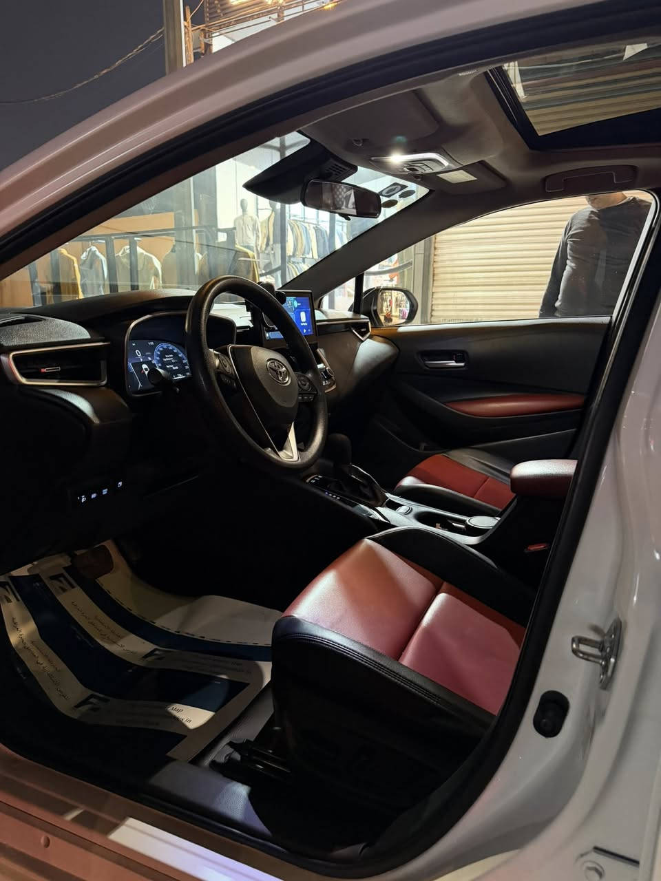 السلام عليكم كورلا ليفين 2025 فول مواصفات كراسي جلد كهرباء ماشيه 12 الف السعر 23مليون وبيها مجال 
للاستفسار ***********
