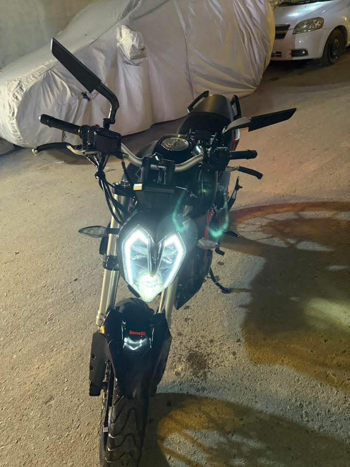 السلام عليكم بنلي 302 للبيع 2020 كفاله عامه ترايك لشمال 
حساسات فول رقم بغداد السعر 17 $  ‭0772 651 6800‬
