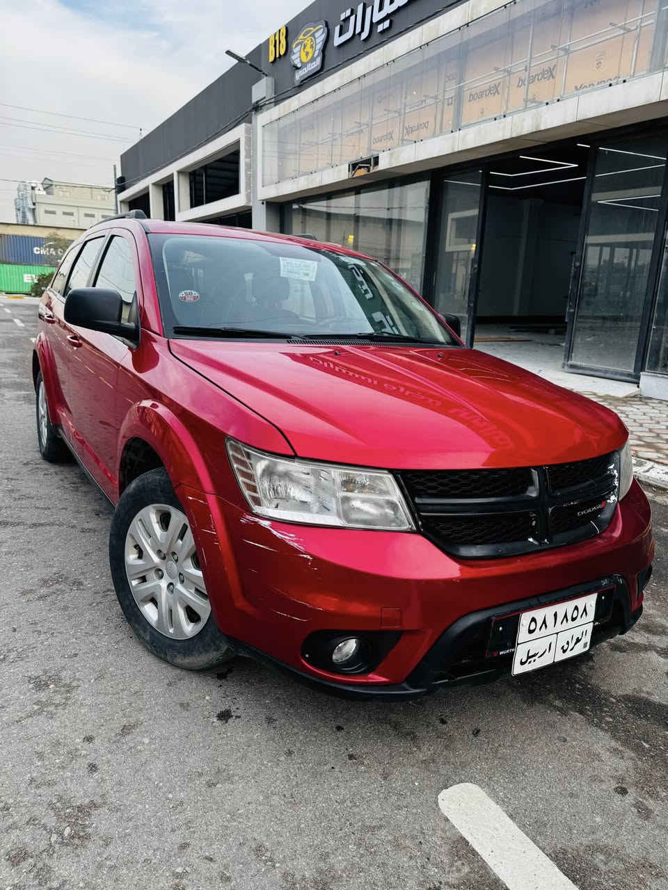 دوج جورني 2018
 7 راكب السياره بلا ضرر بس ملاحضات كدام العين محرك 4 سلندر 2400 محرك وكير شرط السياره تجي بصمه تشغيل بصمه ابواب قطعتين تبريد تحكمات استيرن كشنات كهرب سياره حلوه وعائليه سنويه وهزه ساقطات سعر السياره 130 مكان سياره موصل المعارض الجديده 
***********
***********
