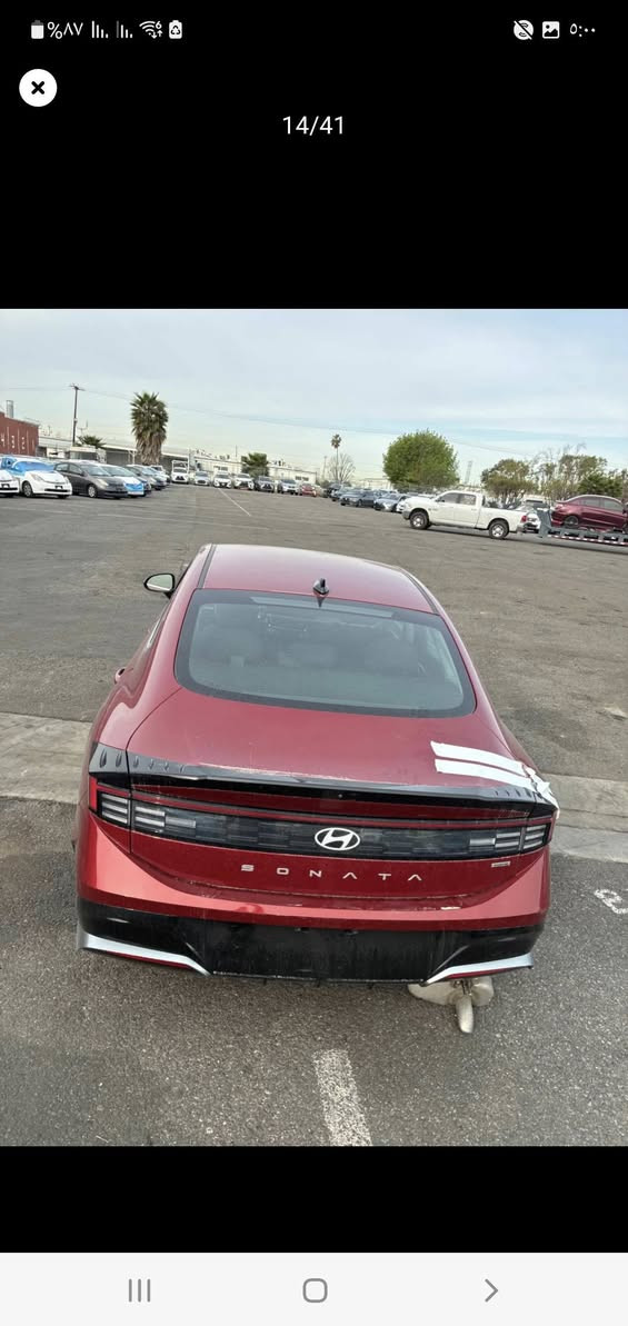 السلام عليكم... من رخصة الأدمن المحترم 🌹🌹
للبيع سوناتا ٢٠٢٥ هايبرد مواصفات Sel فول عدا البانوراما 

عداد المسافة : ٢٤ الف 

هايبرد محرك 2000 توربو 

تحديد مسار 

قيادة آليه 💫🤖

كشن كهرباء 

شاشه ديجيتال متصله 🤖💫

تبريد قطعتين ❄️

رادار امامي و جانبي 🤖💯

حادث موضح بلصور 

ايرباك دركه 💢

السيارة مشحونة بلطريق 🚢

موعد الوصول للبصرة ٤/٦ توصل بشهر 4 

السعر واصل بصرة 112
***********
