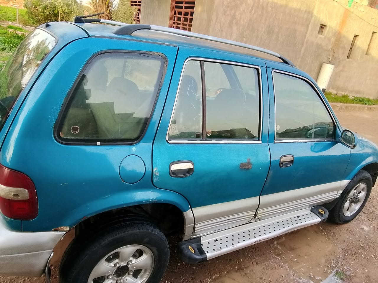 سبورتج 96 مابيها اي نقص ابلاديه بيها قطعه ونص كفاله عامه تخم تاير جديد صدر دبلاة برادو السياره رقم بغداد بسمي مداور ثاني يوم كير عادي 
السعر 42 بيها مجال بصيط 
***********رقمي
