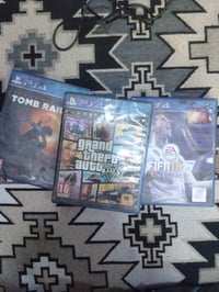 بلي 4 سلم للبيع ذاكره 500 ويا 3 يدات و 3 اقراص كامل مكمل مابي اي نقص ع...