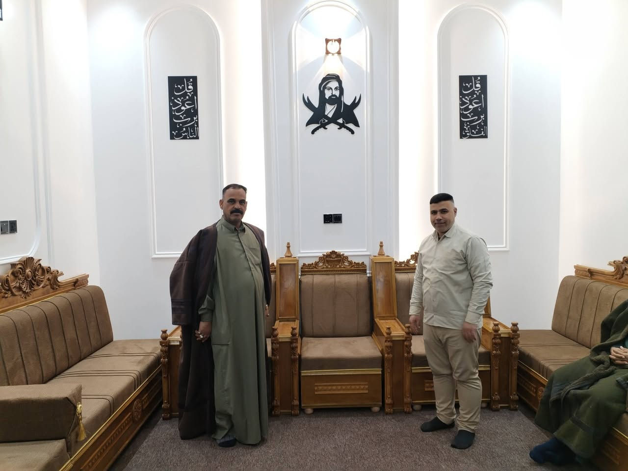 بفضل الله تعالى هذ العمل تسكام درجه اول الموديل المغربي الصاج وآلزان الروماني والخشب جام روسي بلوك بليود 16 ملم من اجواد انواع الاسفنج هاي اكستره ومن اجواد الاقمشة التركي ضمان 10 سنوات إلى مضيف الخال ابو علوان حسن جاسم دبيس الكوساوي مضيف العامر بأهله ان شاء الله تلفون *********** واتساب  العنوان الديوانية الحمزه قرب جامع الحاج حياوي مقابل مشتل جميل ابو فهد نعمل كافة الموديلات الصاج وآلزان الروماني المصري وكافة الموديلات @إشارة
