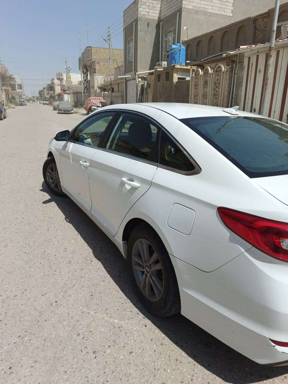 سوناتا للبيع موديل 2015 وارد امريكي بيه جاملغ وبنيد سياره جاهزه وباقي كفاله *********** سعر 110 وبيه مجال
