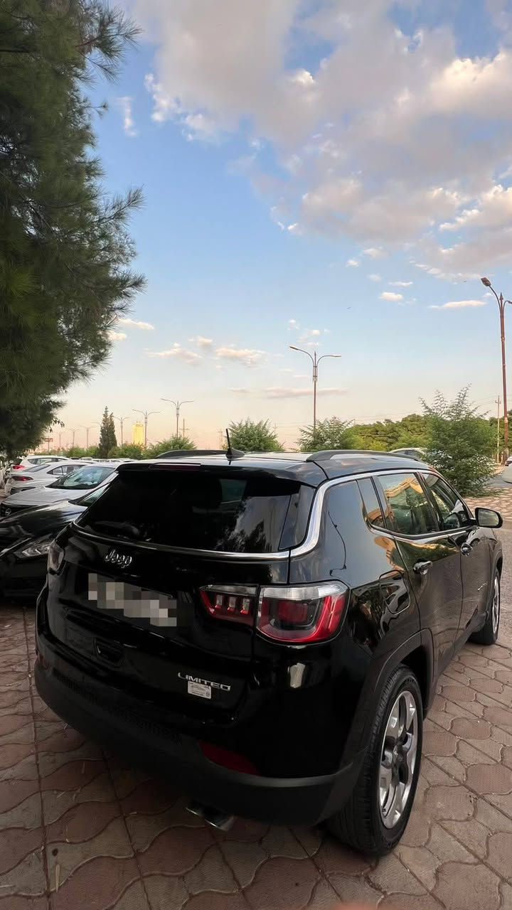 ‏
‏للبيع او مراوس 
‏جيب كومباس موديل ٢٠
‏ضرر بونيد مصبوغ  وجاملغ مبدل ابلادي
‏رقم اربيل باسمي 
‏مكان السيارة كركوك
‏تفاصيل اكثر تفضل خاص 
‏ كركوك, العراق


**إذا كنت صاحب هذا الإعلان وتريد حذفه لأي سبب، رجاءا أرسل رسالة إلى الدعم الفني**