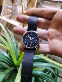 هاميلتون سويسري • قطر ٣٦مم • جلد طبيعي