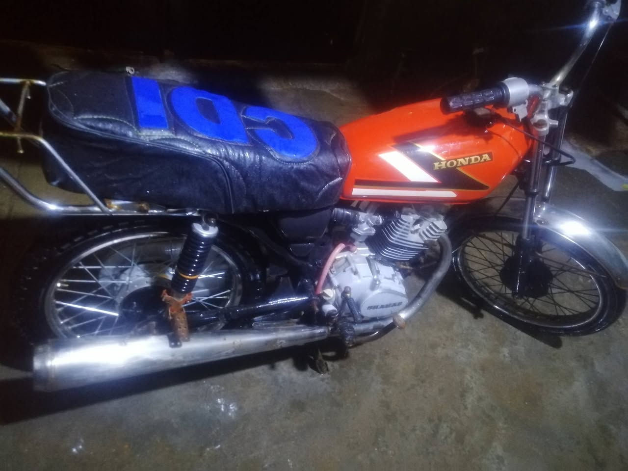 البيع. دراجه. المكينه. خرسه نضيفه. سعره 225مكاني. الحيانيه***********
