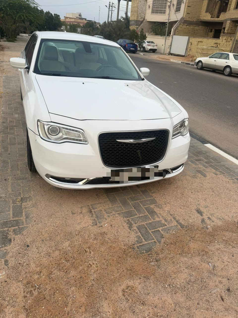 السلام عليكم
اوباما 2015
ادوووات ادوووات 
خليجيه
دخول جديد
6 سلندر 3600 
ماشيه 93 km
كفاله عامه ماعدا قطعه وحده صبغ بدون ضربه تجميلي 
كفاله من الكص والضربه والعشائر وسرقه وانتربول 
مكاني بصره 
للاتصال 
‭***********
