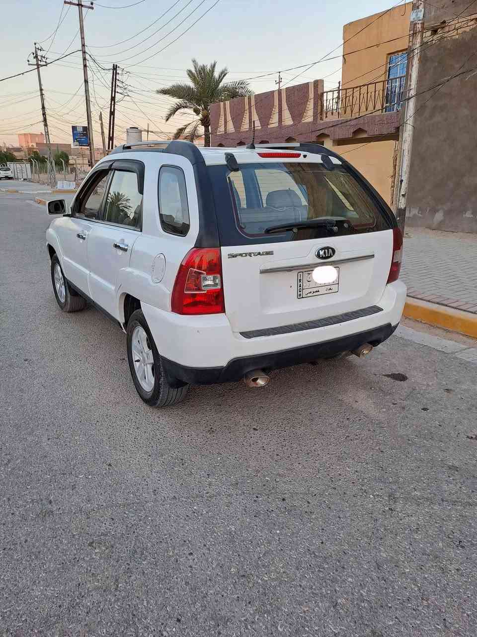 سبورتج  خليجي 2010 جاهزة من مكينة وكير وتبريد وووالخ مكينة مبدلة قبل فترة السنوية بااسمي
بيع او مراوس باحدث والفرق موجود ان شاء الله تعالى 
السيارة نظيفة مال موظف تدريسي
ملاحظة المراوس فقط بسيارة عالية 
بسيارة ناصية ما اراوس والسيارة جاهزة ومامتعبتنا فقط  انريد احدث مكان السيارة كربلاء ***********

