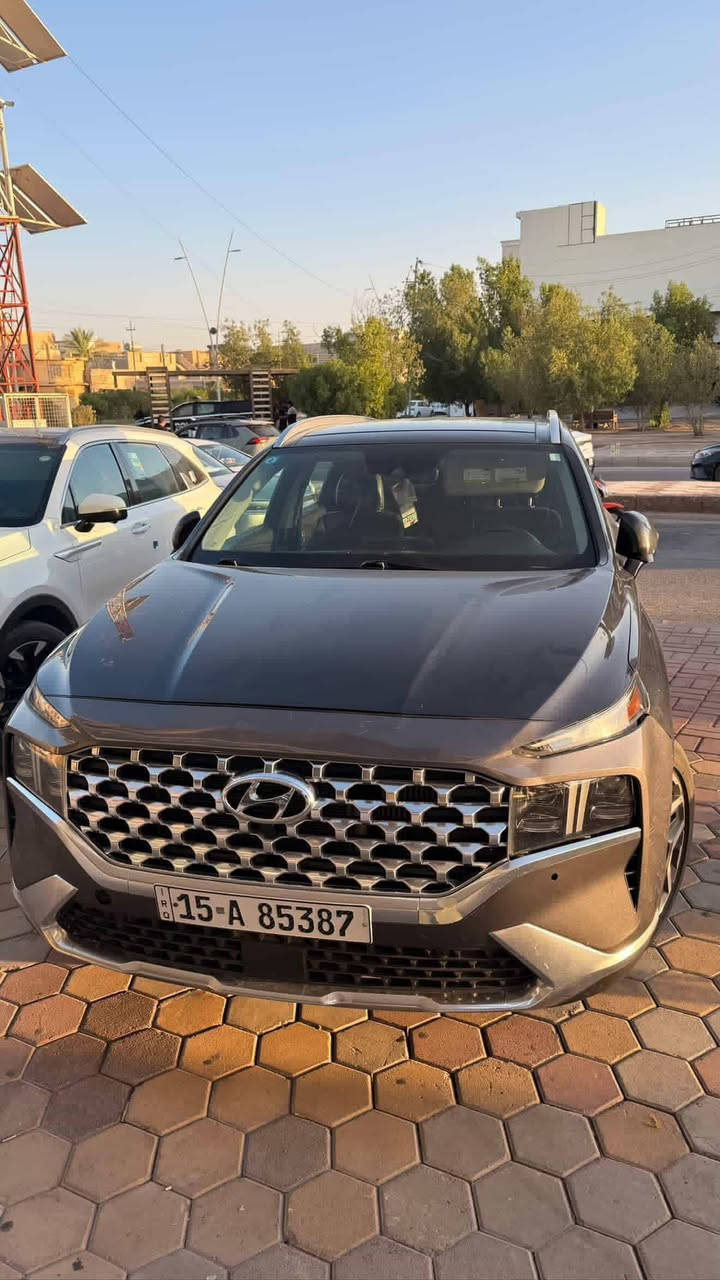 سنتافيا موديل 23 فول واحد على واحد
محرك 2500 تيربو وارد امريكي 

  مكفوله السعر 190 قابل للتفاوض
***********
