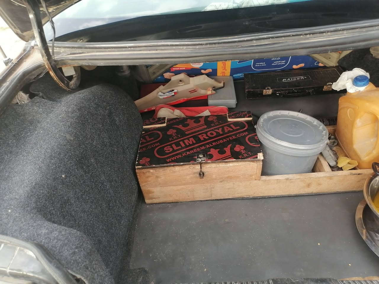 السلام عليكم دايو برنس موديل ٩٤ بسمي رقم انكليزي كربلاء كهربائيات كلها شغاله تبريد كير عادي خير من الله مكينه بيها ضعف قليل تخم تاير خياسات ماكو السياره تريد فقط صبغ أثر جرد حداديه نص عمر باتري جديد صار يمين شديته عمر السعر ٣٠ وبيها مجال قليل ***********
