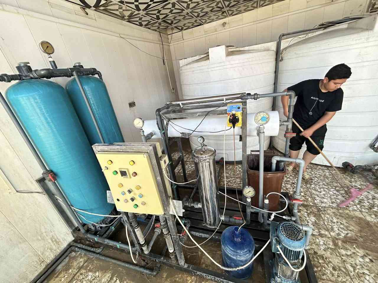 سلام عليكم محطة مياه للبيع مستخدمة قليل جدا ونضيفه مع تانكيات 5000لتر عدد2 الاستفسار
***********
