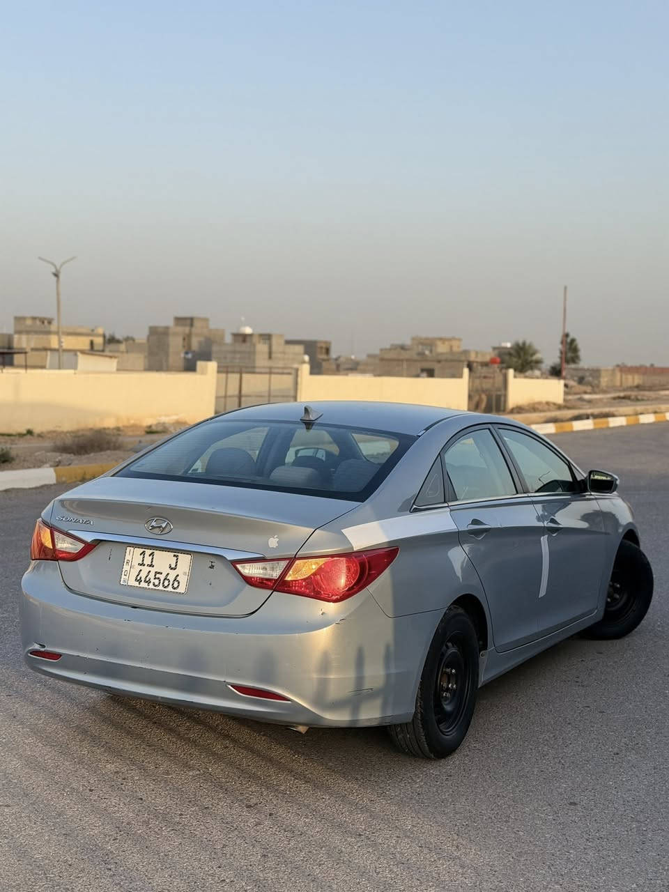 السلام عليكم
اليريد جديد هاذا الجديد

سياره جديدة جديدة
بيهة كشر و دواخل.شرط جديد سيارة مال بيت

السيارة امريكي محرك2400 GDi....

سوناتا2011..
امريكي...
رقم بغداد ،،،،11..... ممييز

كتب كتلوكات الشركه ما مفتوحات
تحكم ستيرن ،،
تبريد ثلج ❄️..
تدفئة نارر🔥...

ويل ابلادي...
تخم تاير جديد،،،،
محرك2400،،،،
كير محرك بالكارتون صدر خلفي امامي جديد

حادثهة جاملغ و بنيد امريكا،،،..
بدون دواخل،،،
و بيهة صبغ صفحة بالعراق اثر جراد ...

ما نقصها لو برغي نضافة1ع1
السيارة جديدة شكد متتوقع

السعر .     (((95))))
بيها مجال للشراي

***********
رجاء الموشراي لا يضل ينطي اسعار بكيفه
السيارة بالحقيقه احله من الصور بأكثر🧿
