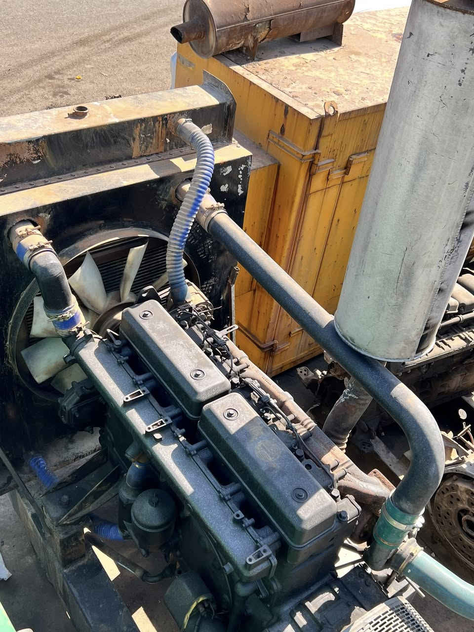 اسكانيا ١١٣ بم ٨٨ بشرط لا بخار لا تنقيص استندر
٢٥٠ كيفي كامل ع حمل
سعره ٨٠ بي مجال


**إذا كنت صاحب هذا الإعلان وتريد حذفه لأي سبب، رجاءا أرسل رسالة إلى الدعم الفني**