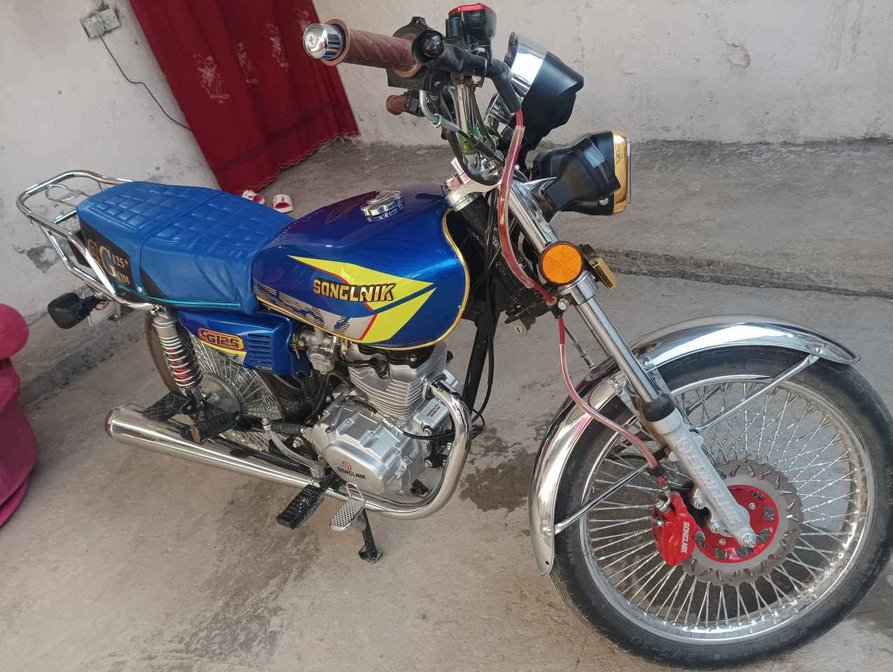 للبيع درجه تايكر سونك ام الختم اصلي مديل 26 بعدهه زيرو مال شركه أوراق اصولي 5 مال شركه درجه مكفولة استخدام شهر فقط الشراي يتصل أو يراسلني مكاني حله شارع 60 
***********
