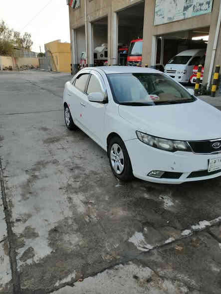 كيه سيراتو ٢٠١٠ سياره اي نقص. مابيهه بيهه ظربه كد شبر يم قبق البانزين ***********
