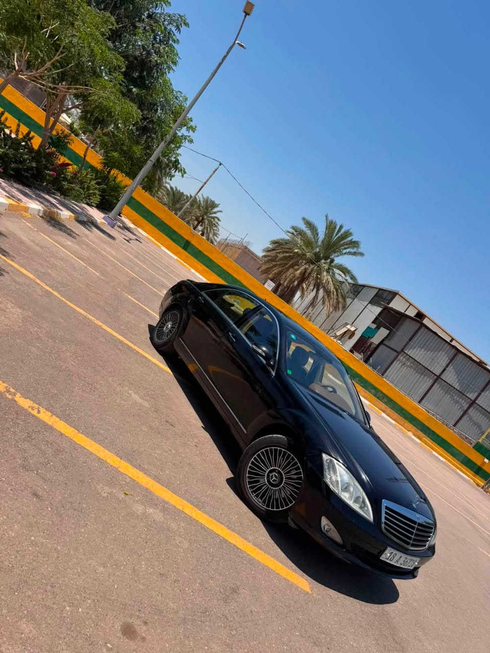 مارسدس 350s
موديل 2005 وارد خليجي
بيها اربع قطع صبغ رش بدون دواخل فقط رش اخوان وهذا الموديل يجي بي صبغ من الخارج 
رقم بابل باسمي تحويل ثاني يوم سنويه لل 30
ماشيه 150 الف حقيقي
مكاني بابل للاستفسار***********
