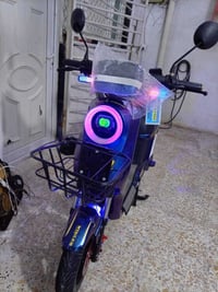 دراجه شحن R9جديده صارلي شهر من اخذته 5بطاريات السعر 550وبيهه مجال او م...