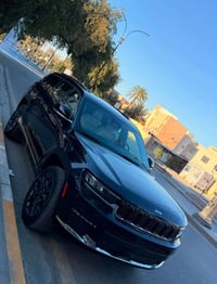🚗 للبيع: جيب كراند شيروكي لارج (7 راكب) - بحالة ممتازة 🚗 2️⃣0️⃣2️⃣3️⃣ ...