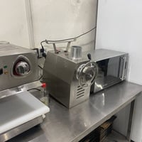 غراض مطعم البيع كولش جداد 07714000532