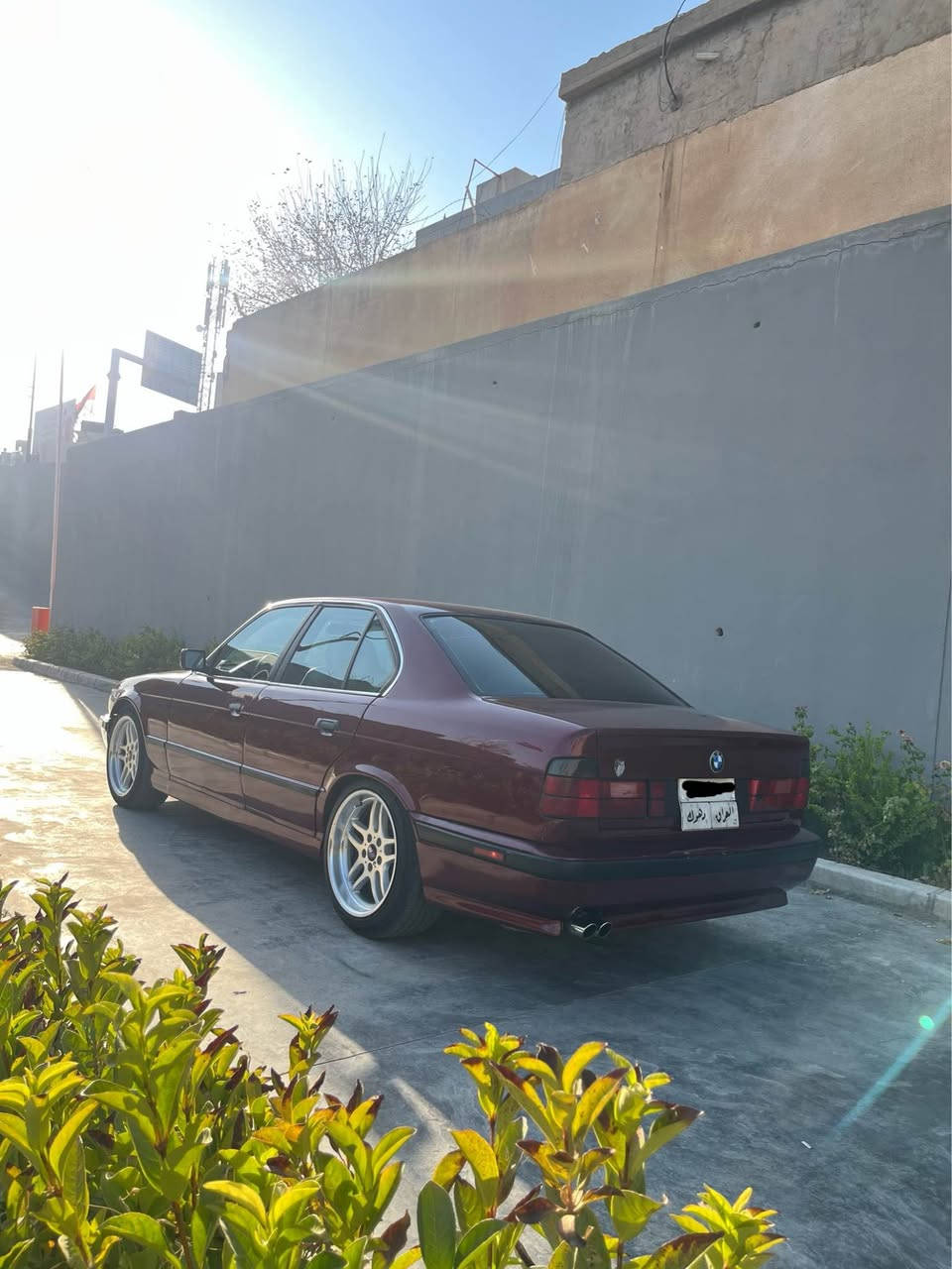 BMW 525i
گير تو ماتيك. 
تبريد  سه ر سويچي
گير مه كينه شه رتن 
مه كينه كه بسه 
موديل 92 
عام بخ بو جاني 
سعر 68 وه ره قه و مجال و غرامه 10وه ره قه دي سعري ين خاري 
***********📞📞📞 زاخو, دهوك
