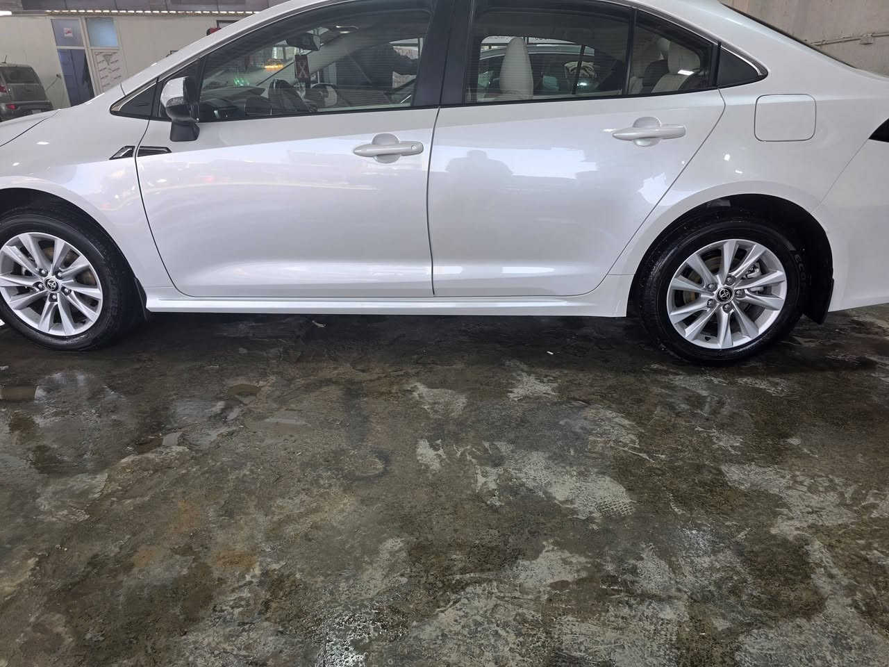 السلام عليكم كورلا خليجي بانزين 
للبيع او مراوس سبورتج توسان
اربيل موديل ٢٠٢٤ كفاله عامه
ماشيه ١٢ الف 
تحويل وكاله حاظر بسمي
فول فول 
السعر ١٩٥
العنوان الكرخ *********** الشراي يتصل ع صاحب السياره مكلف اني بلنشر
